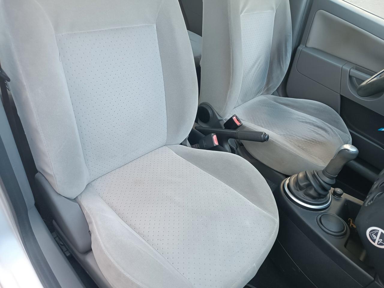 Ford Fiesta 1.4 benzina