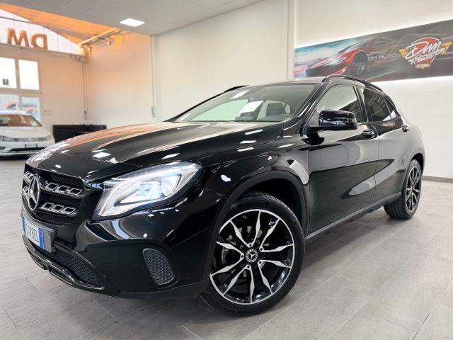 MERCEDES-BENZ GLA 200 d Automatic Premium Enduro