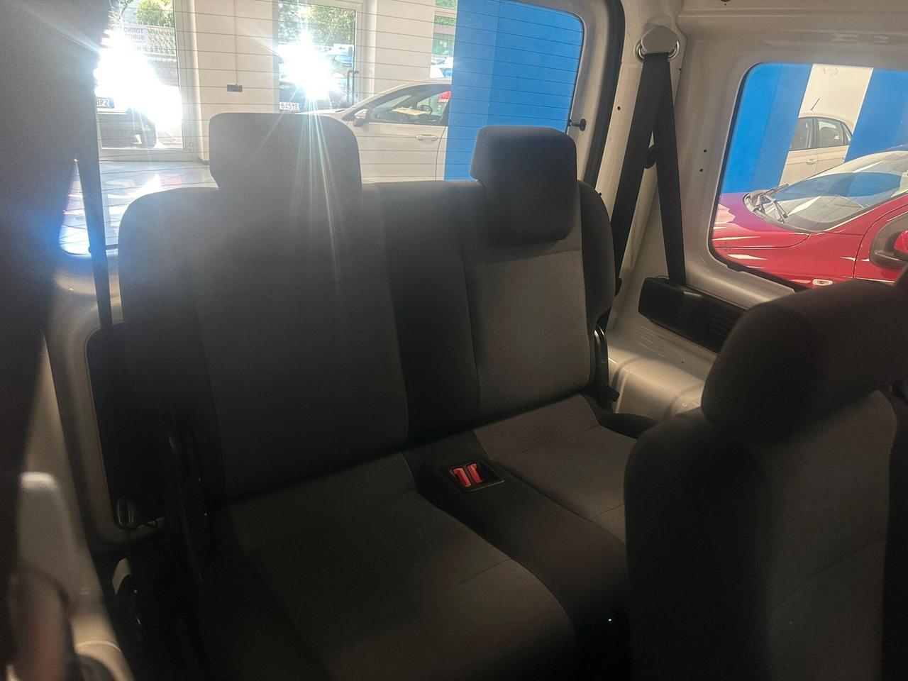 Volkswagen Caddy 2.0 TDI 122 CV 4MOTION Kombi Business