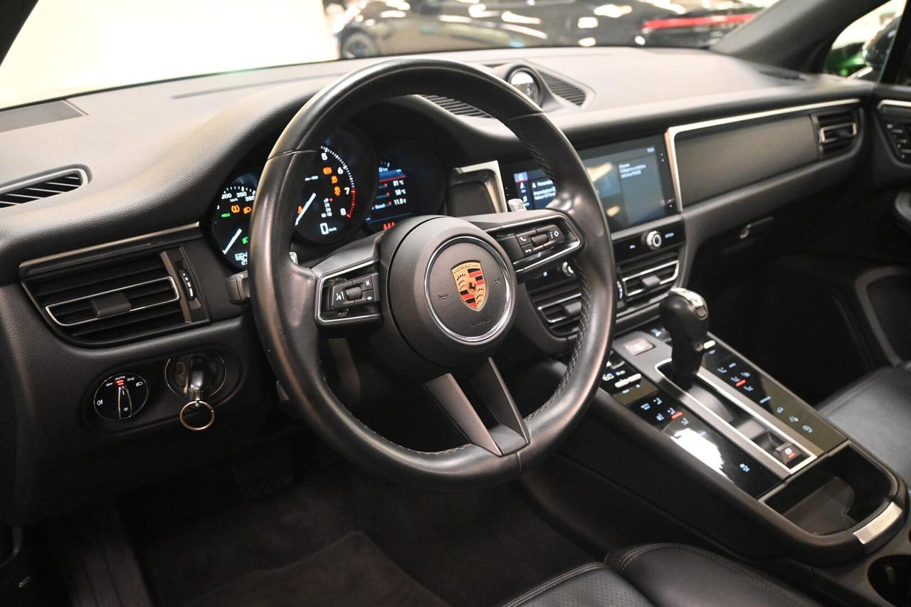 PORSCHE Macan 1ªs. '13-'25 Macan 2.0