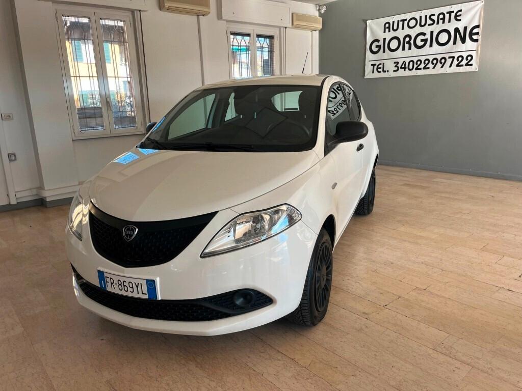 Lancia Ypsilon 0.9 YwinAir Metano Ecochic Elefantino 85 Cv 5p
