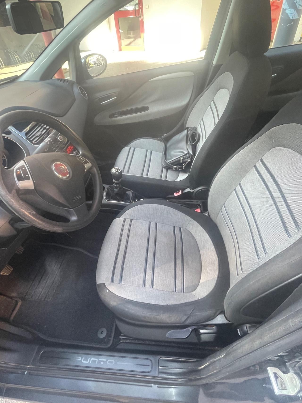 Fiat Punto Evo 1.2 benzina per neo pat pronta al uso