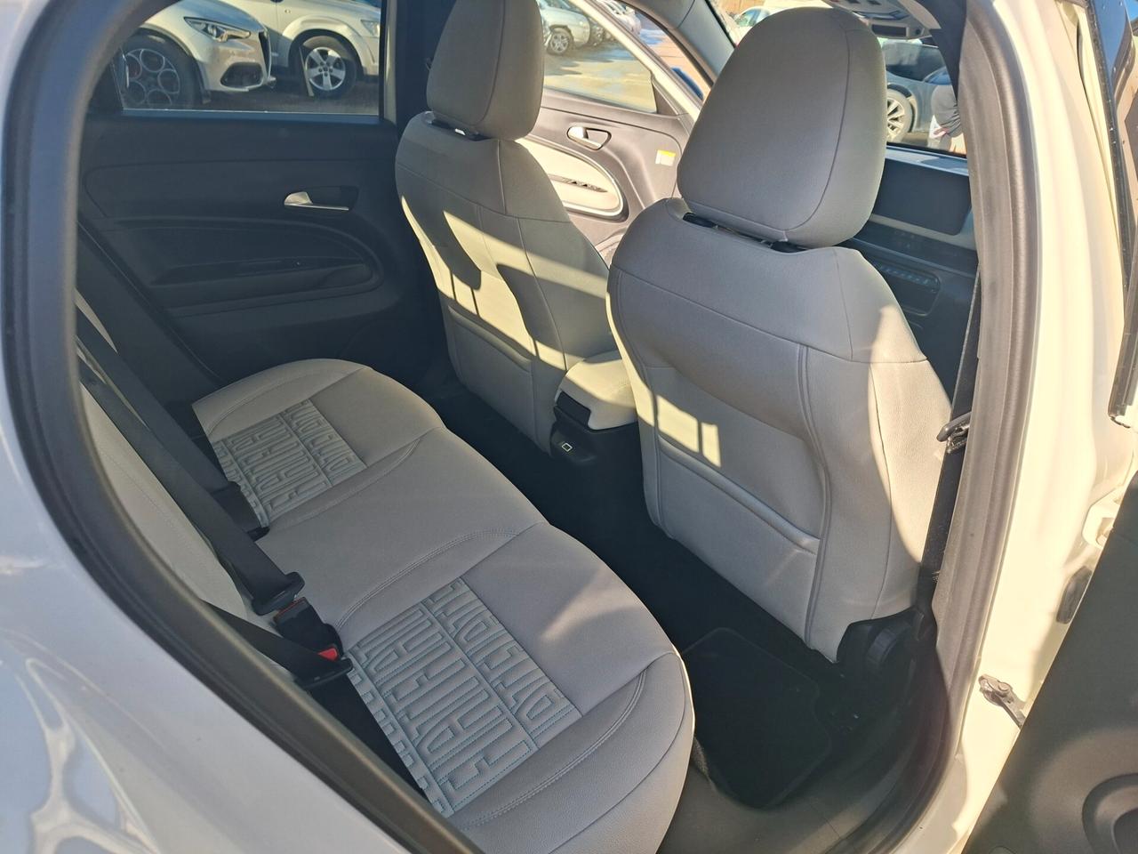 Fiat 600 Hybrid 100 CV DCT MHEV La Prima