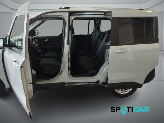 FORD Tourneo Courier 1.0 EcoBoost Titanium