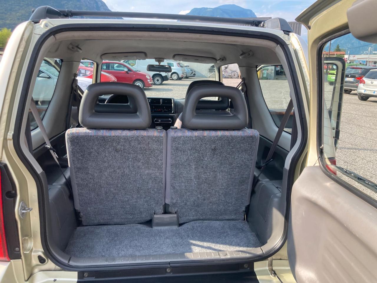 Suzuki Jimny 1.3i 16V cat 4WD JLX