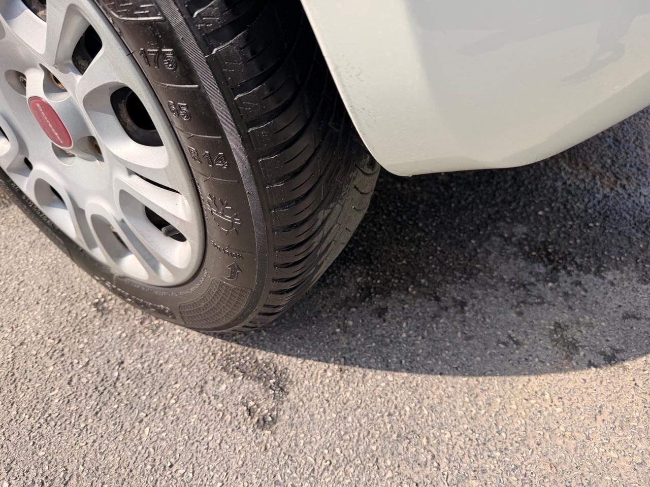 Fiat Panda 1.2 BENZINA Lounge 03/2015