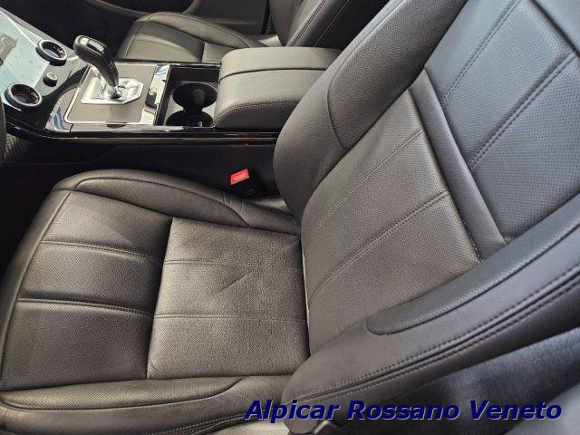 LAND ROVER Range Rover Evoque 2.0D I4 163 CV AWD Auto R-Dynamic SE