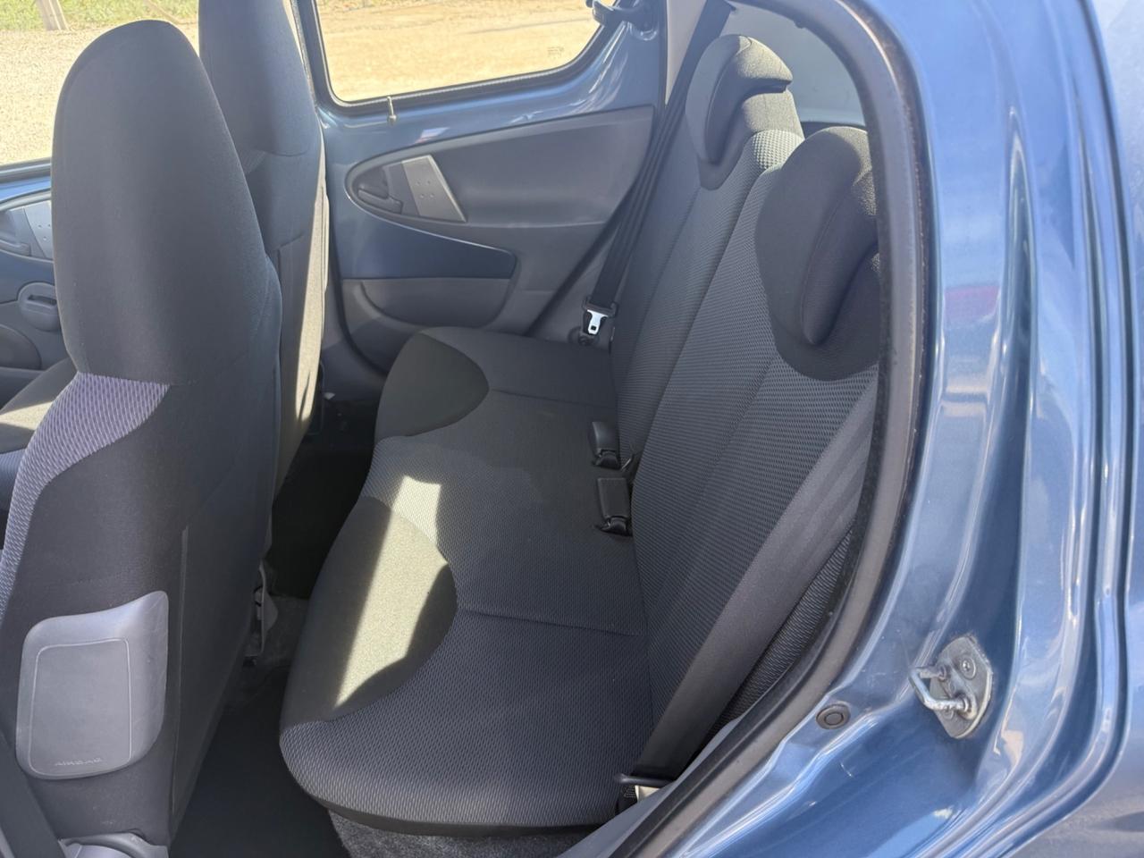 Toyota Aygo 1.0 12V VVT-i 5 porte