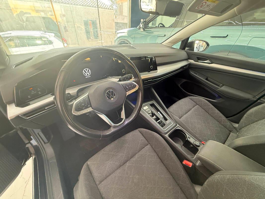 Volkswagen Golf GOLF 2.0 tdi Life 115cv dsg