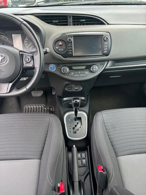 Toyota Yaris 1.5 Hybrid 5 porte Cool