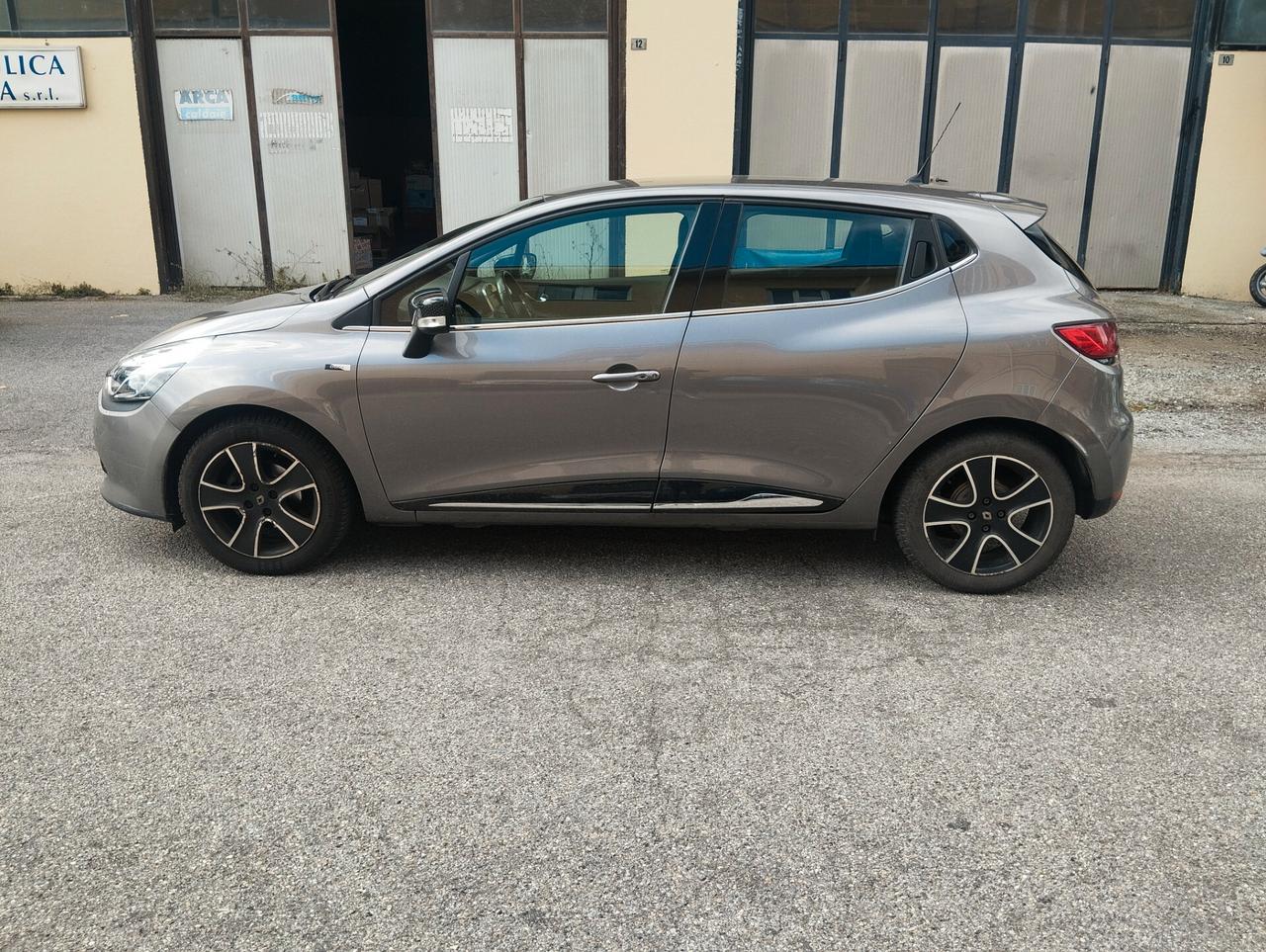 Renault Clio TCe 12V 90CV Start&Stop 5 porte Energy Zen