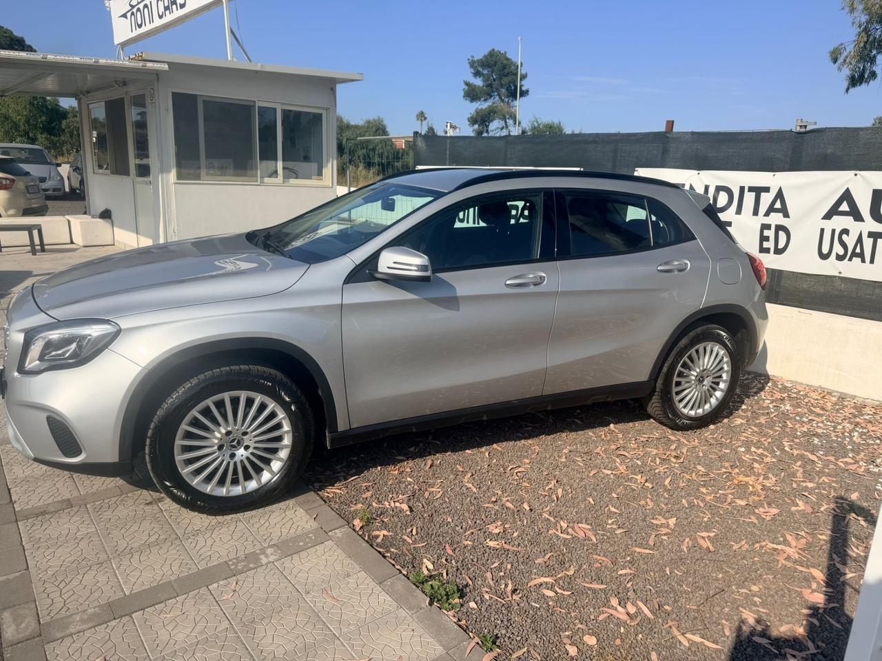 Mercedes-benz GLA 200 d Automatic 4Matic Business