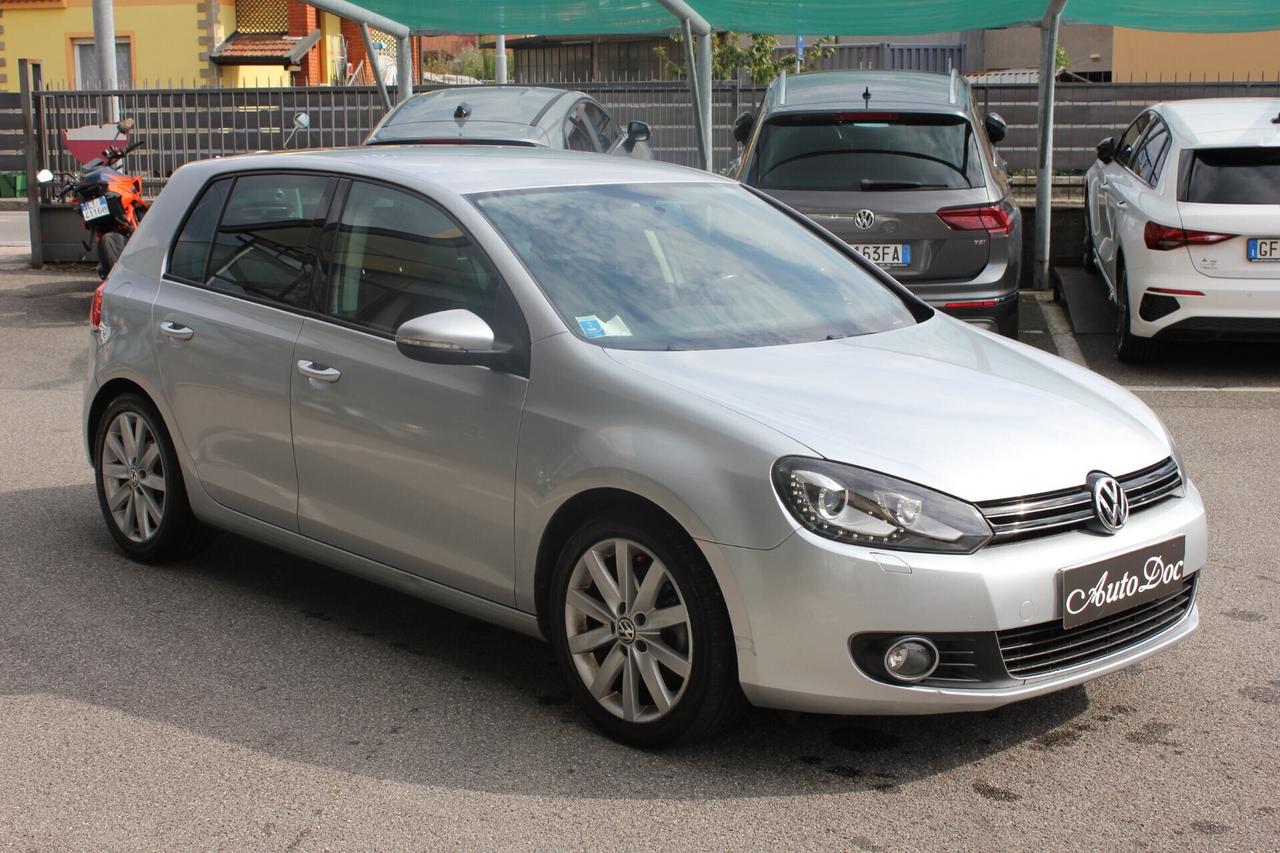 Volkswagen Golf 2.0 TDI 140CV DSG 5p. Highline SENSORI POST. GARANZIA "MOOVE" 12 MESI