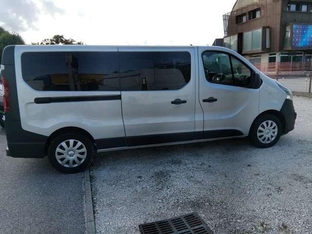 Opel Vivaro 9 POSTI