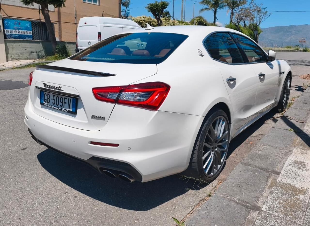 Maserati Ghibli V6 Diesel Granlusso