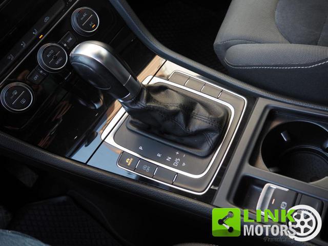 VOLKSWAGEN Golf 2.0 TDI DSG 5p. Highline BlueMotion