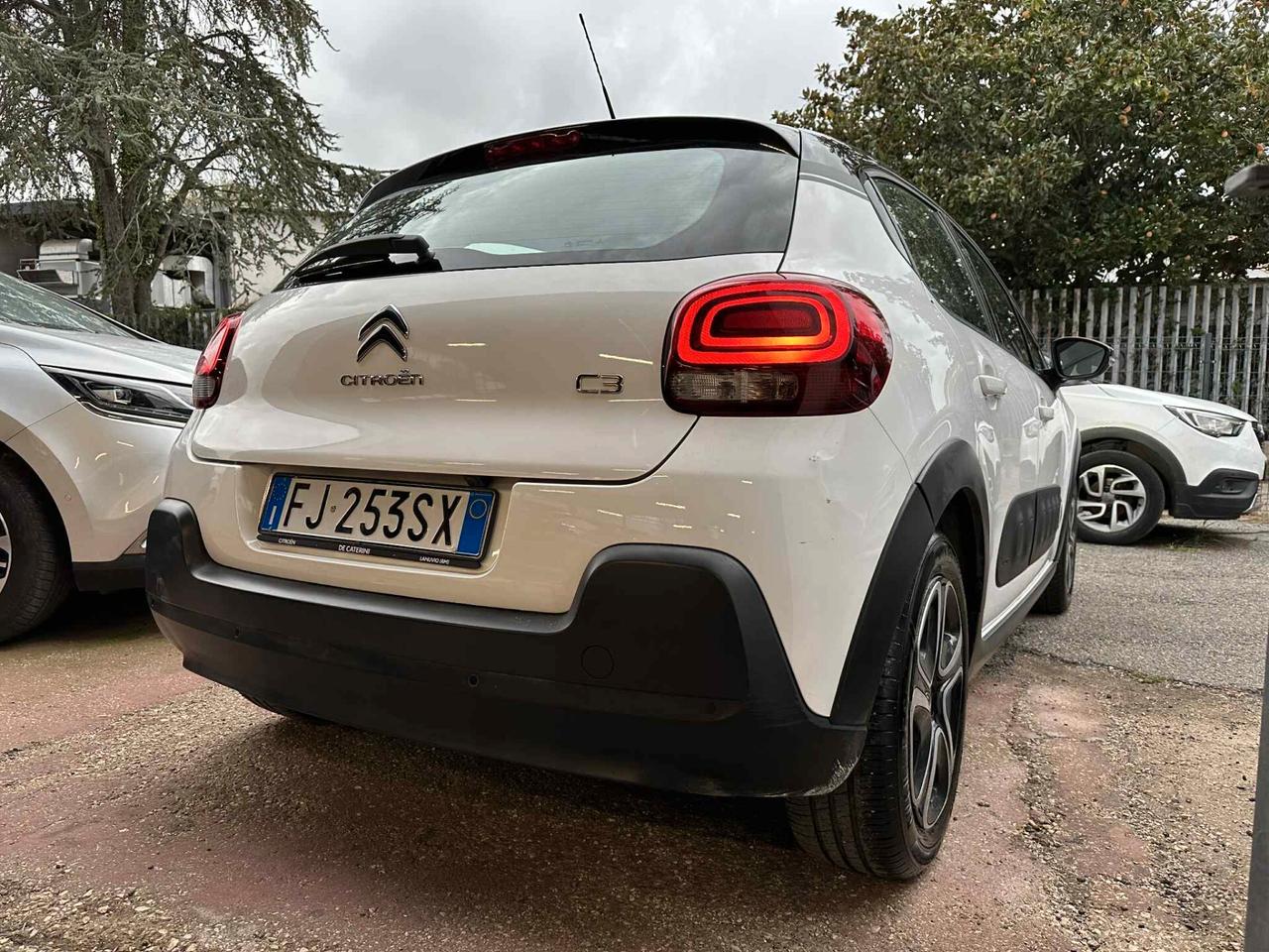 Citroen C3 PureTech 82 GPL Shine