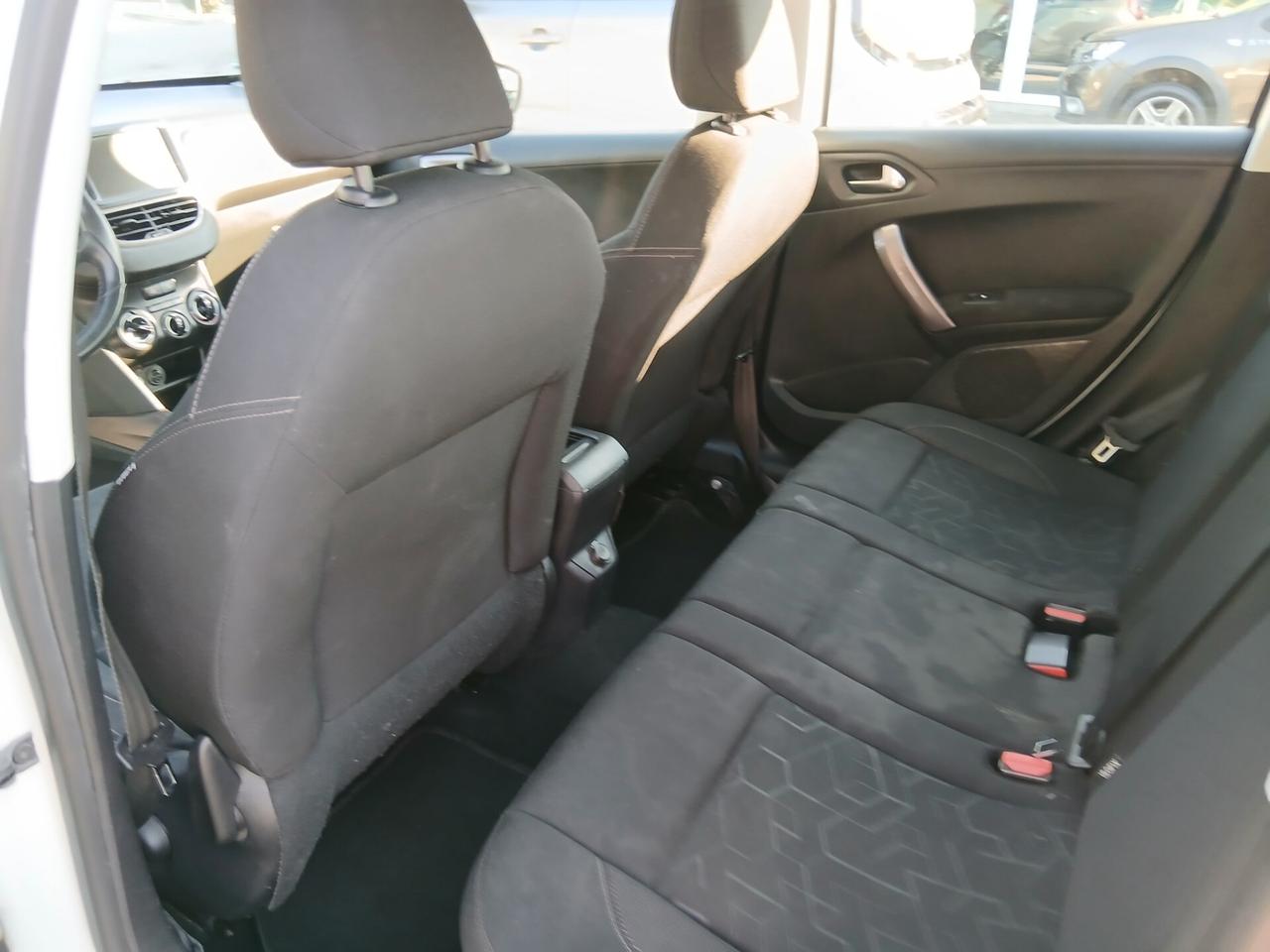 Peugeot 2008 1.4 HDi 68CV Access finanziabile ...OK per neo patentati