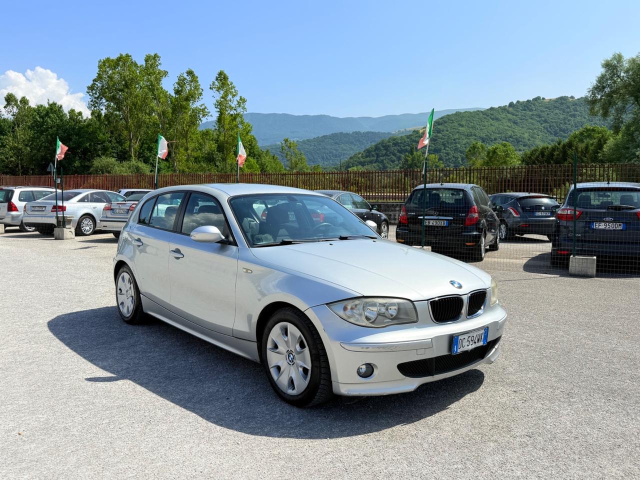 Bmw 118 118d cat 5 porte Eletta