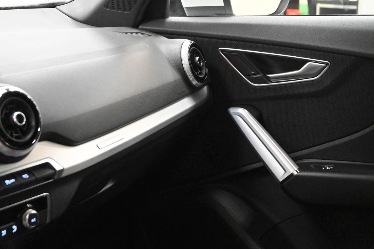 AUDI Q2 Q2 35 TDI S tronic S line Edition