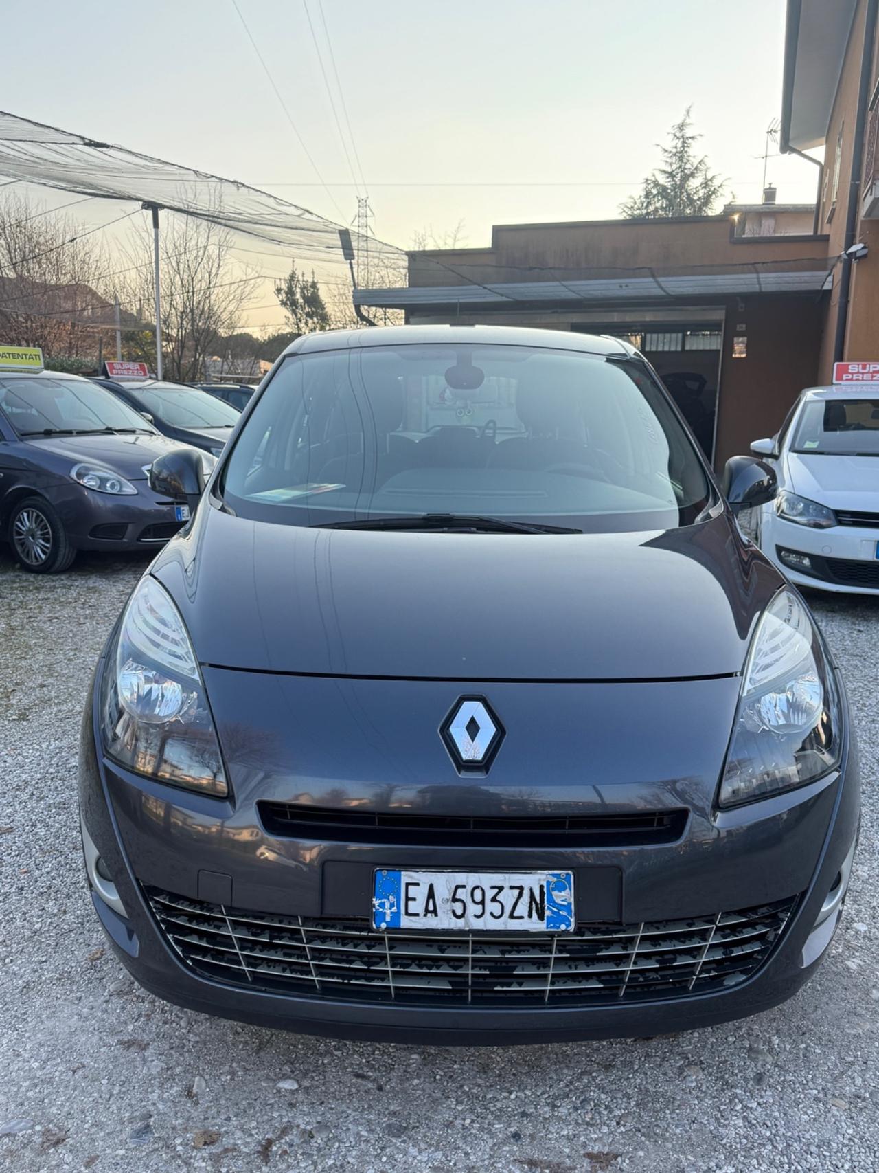 Renault Scenic Scénic 1.9 dCi 130CV Luxe