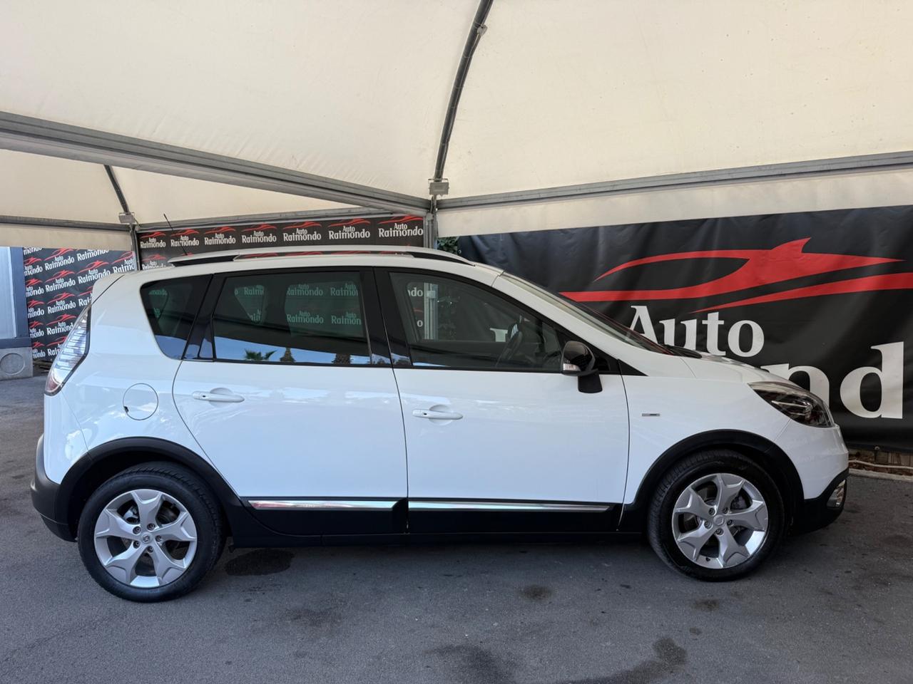 Renault Scénic XMod Cross 1.5 dCi 110CV Bose
