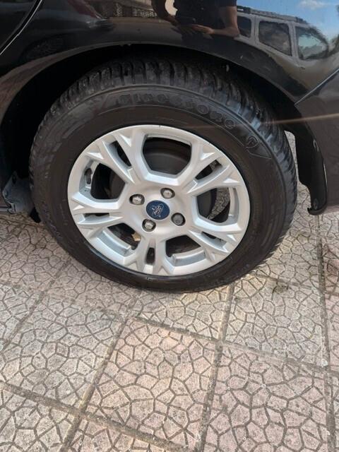 Ford B-Max 1.5 TDCi 75 CV