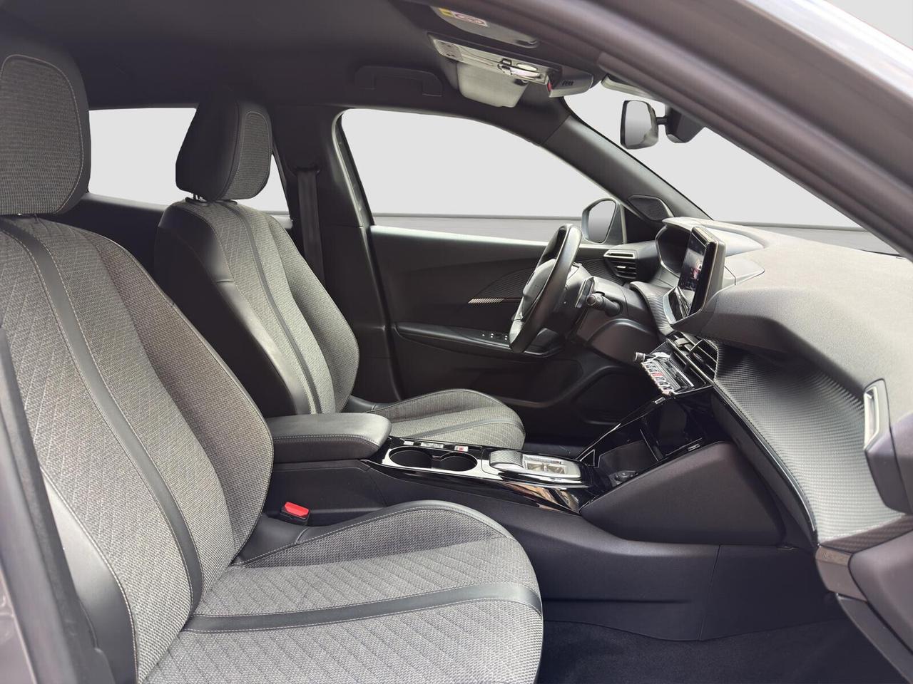 Peugeot 2008 1.5 bluehdi 130cv Allure 2023