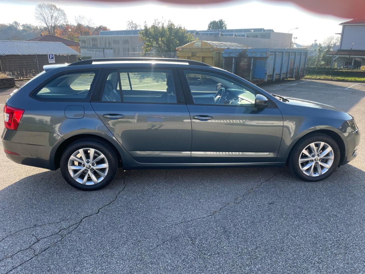 Skoda Octavia 1.6 TDI SCR 115 CV Wagon Executive