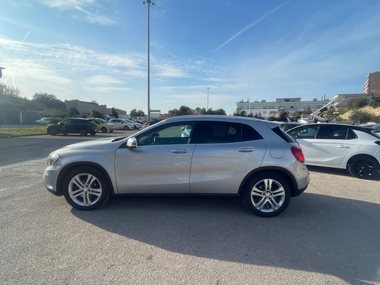 Mercedes-benz GLA 200 GLA 200 d Automatic Premium