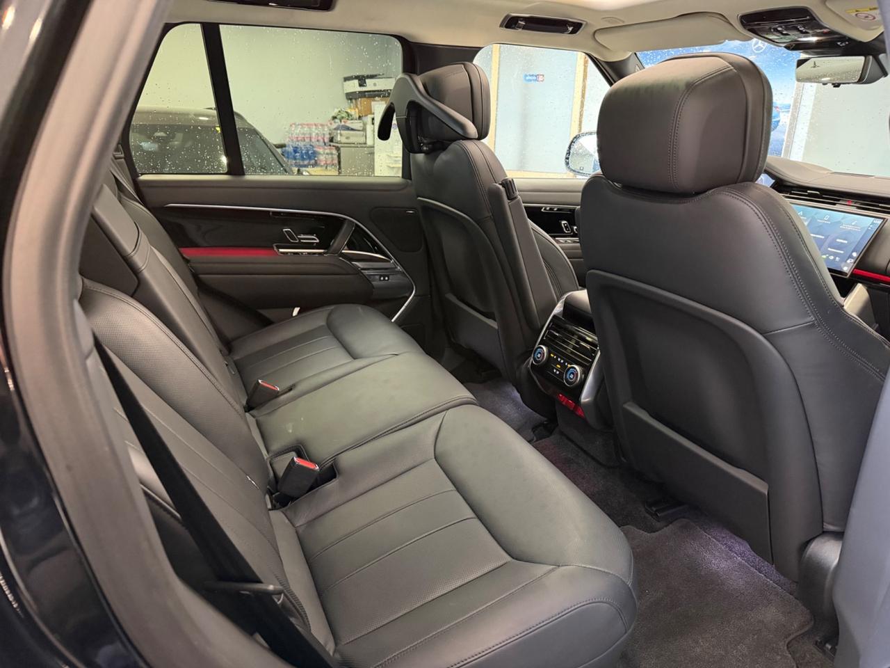 Range Rover 3.0D l6 Autobiography