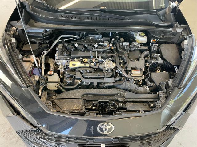 TOYOTA C-HR 2.0 HV AWD 197CV TREND