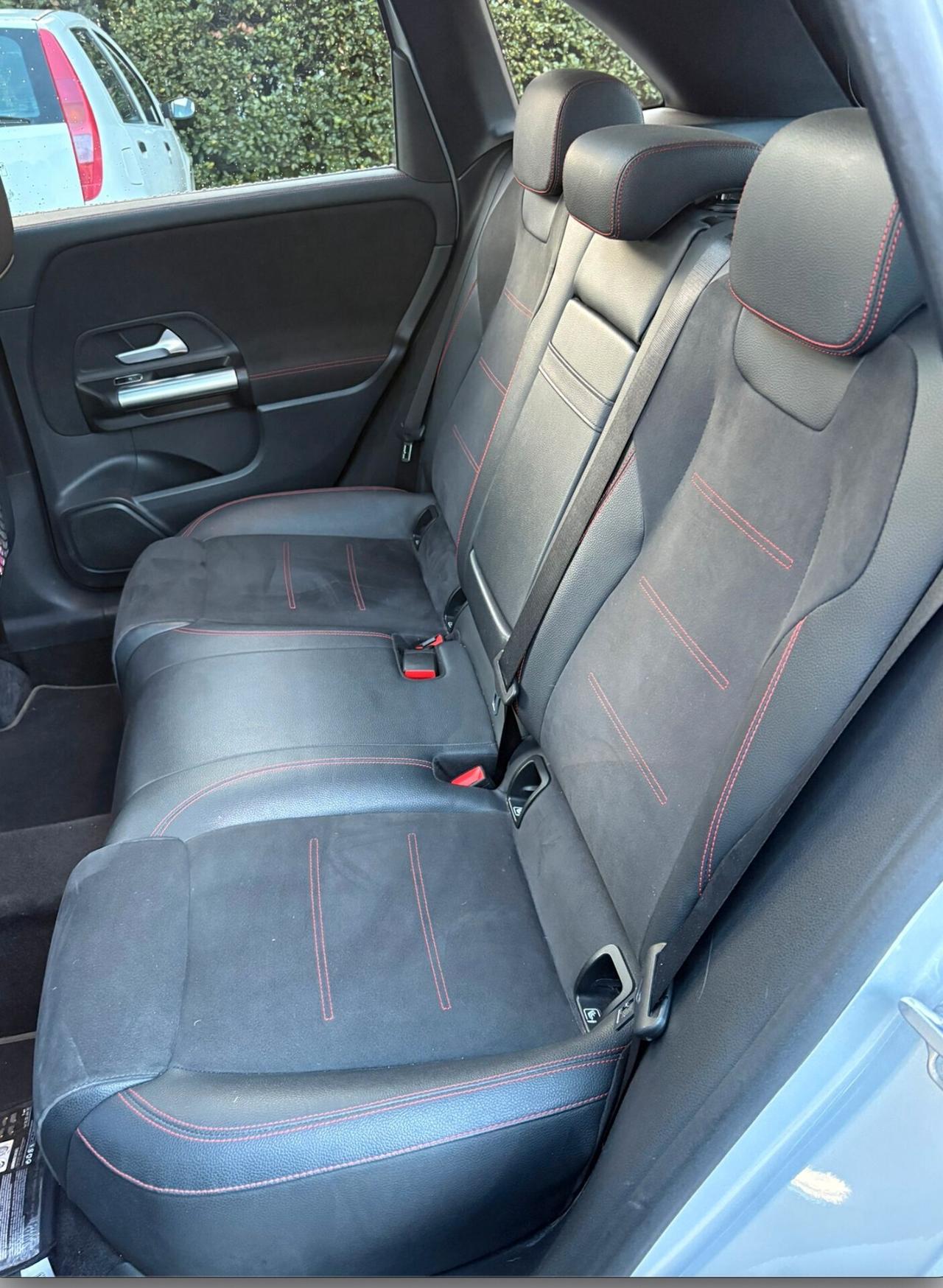 Mercedes-benz B 180 d Automatic Business Extra