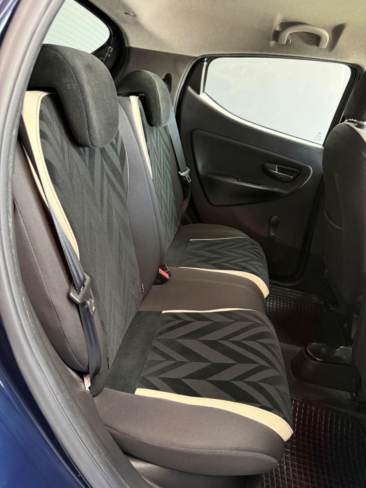 Lancia Ypsilon 0.9 Benz. /Metano Ecochic Platinum 2016