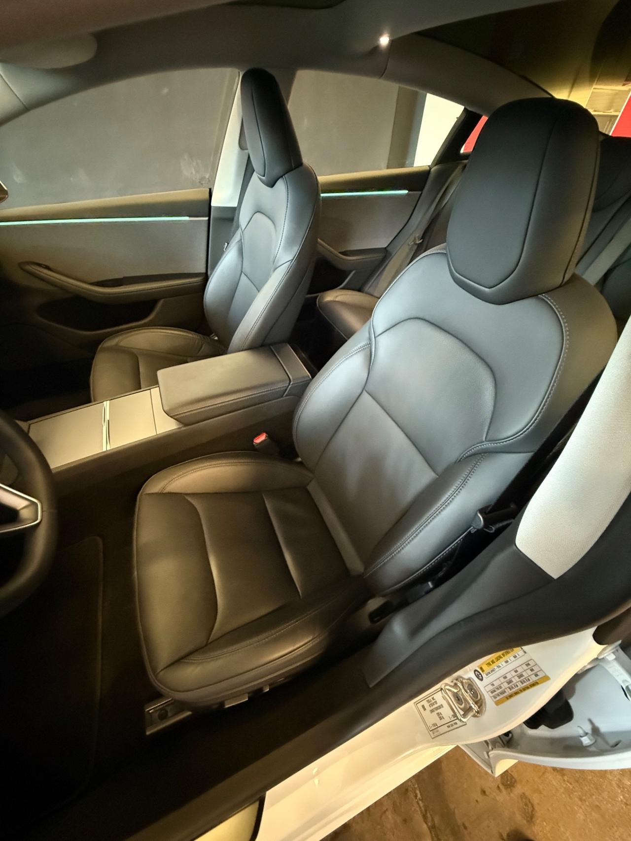 Tesla Model 3 NV35 RWD Premium
