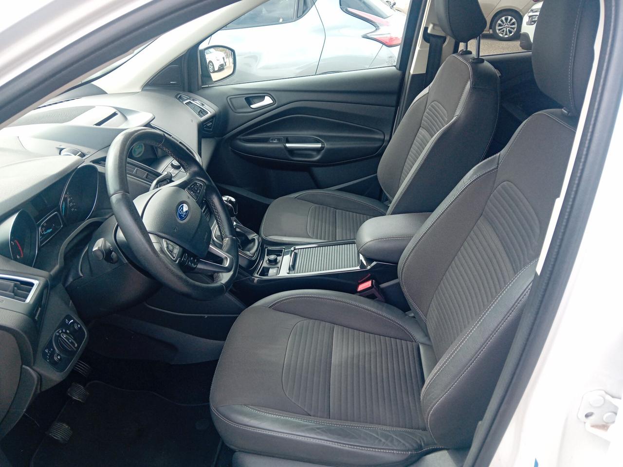 Ford Kuga 2.0 TDCI 150 CV S&S 2WD Titanium