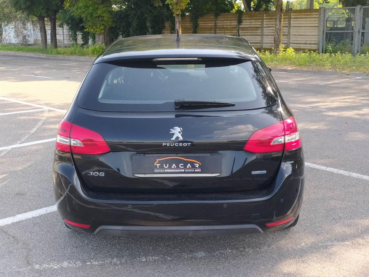 Peugeot 308 GT Line 1.6 Blue HDI 120 #6324