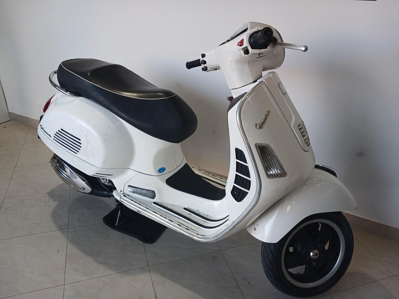 VESPA GARANTITA 12 MESI
