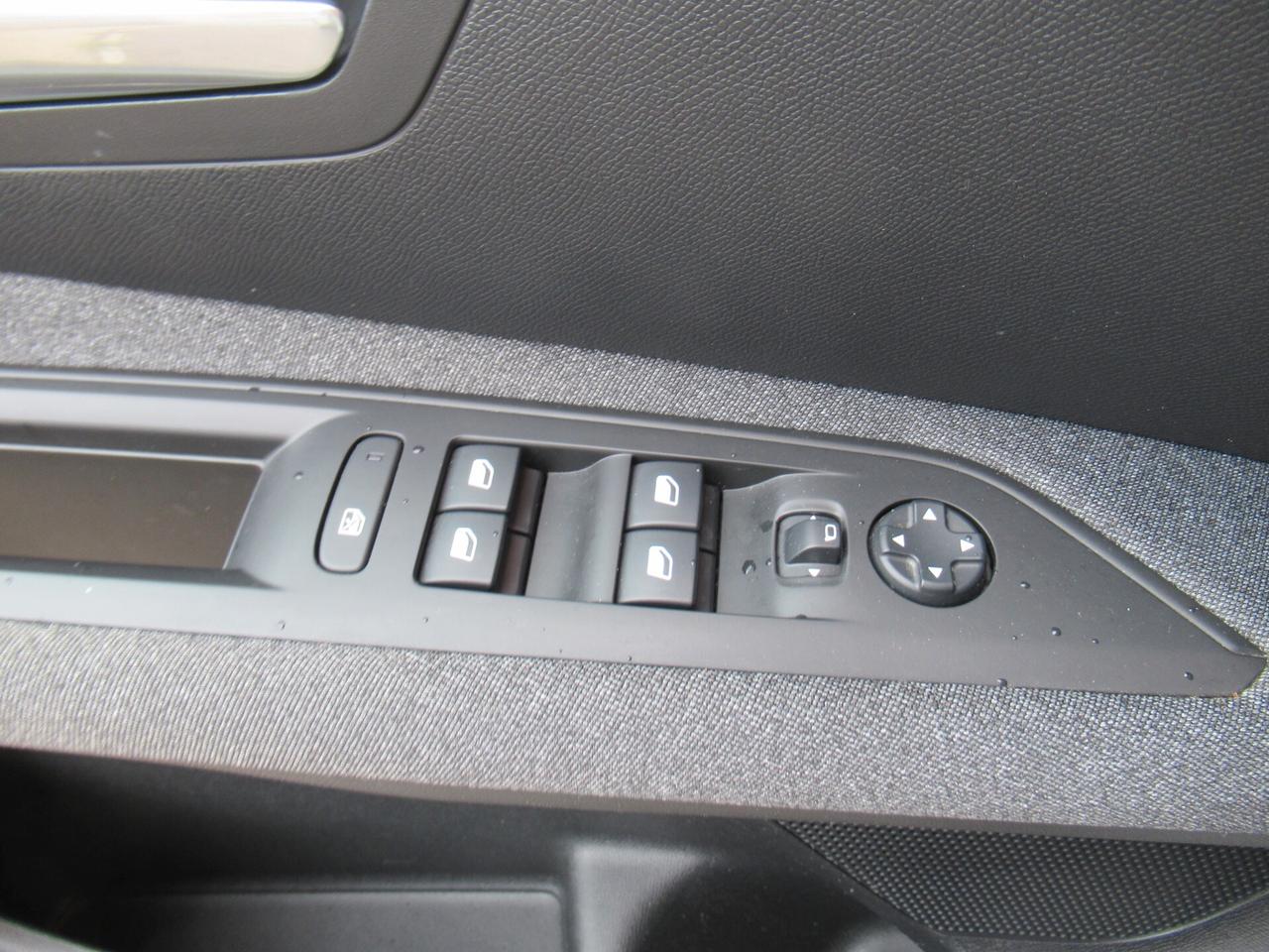 Peugeot 3008 BlueHDi 130 S&S Allure VIRTUAL COKPIT