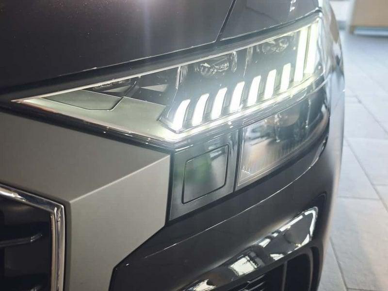 Audi Q8 Q8 55 TFSI quattro tiptronic Sport