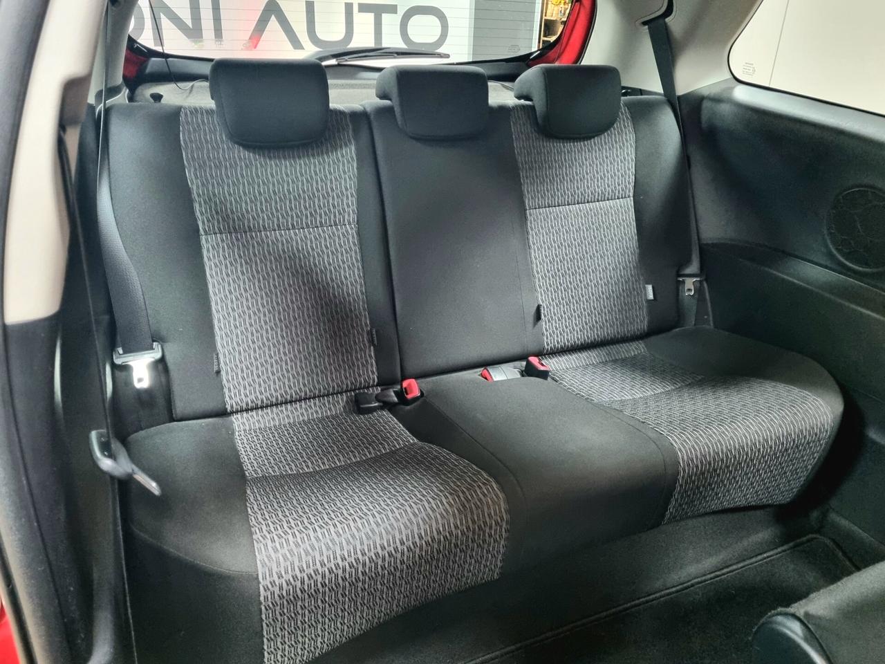 TOYOTA YARIS 1.0 BENZINA 69CV 3p. NEOPATENTATI