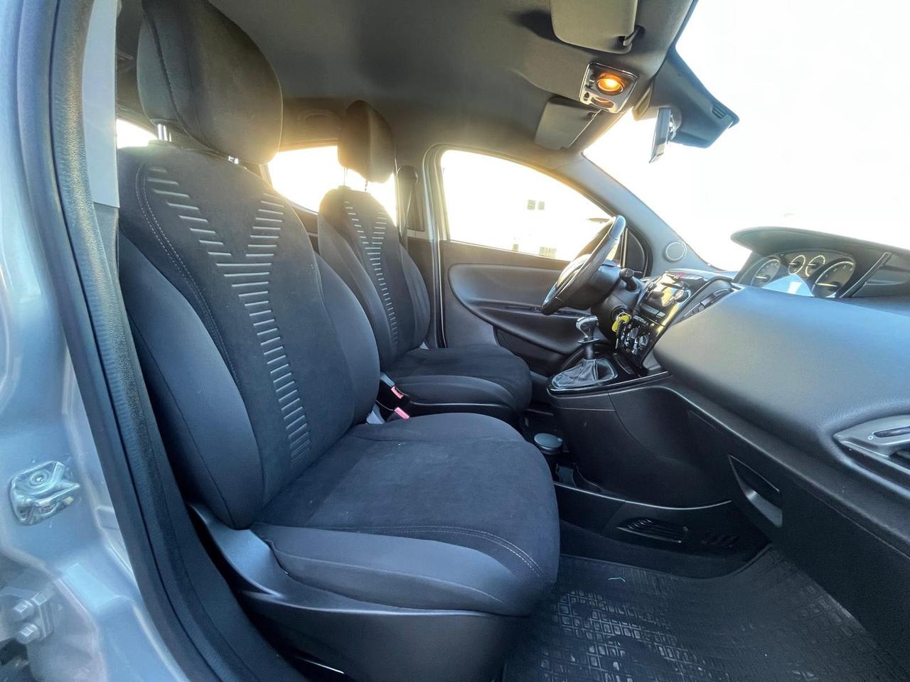 Lancia Ypsilon 1.2 S&S Platinum 127000 km