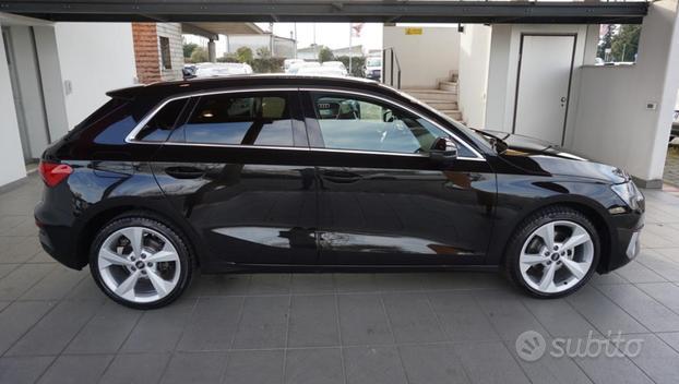 AUDI A3 SPB 35 TDI S tronic Business Advanced