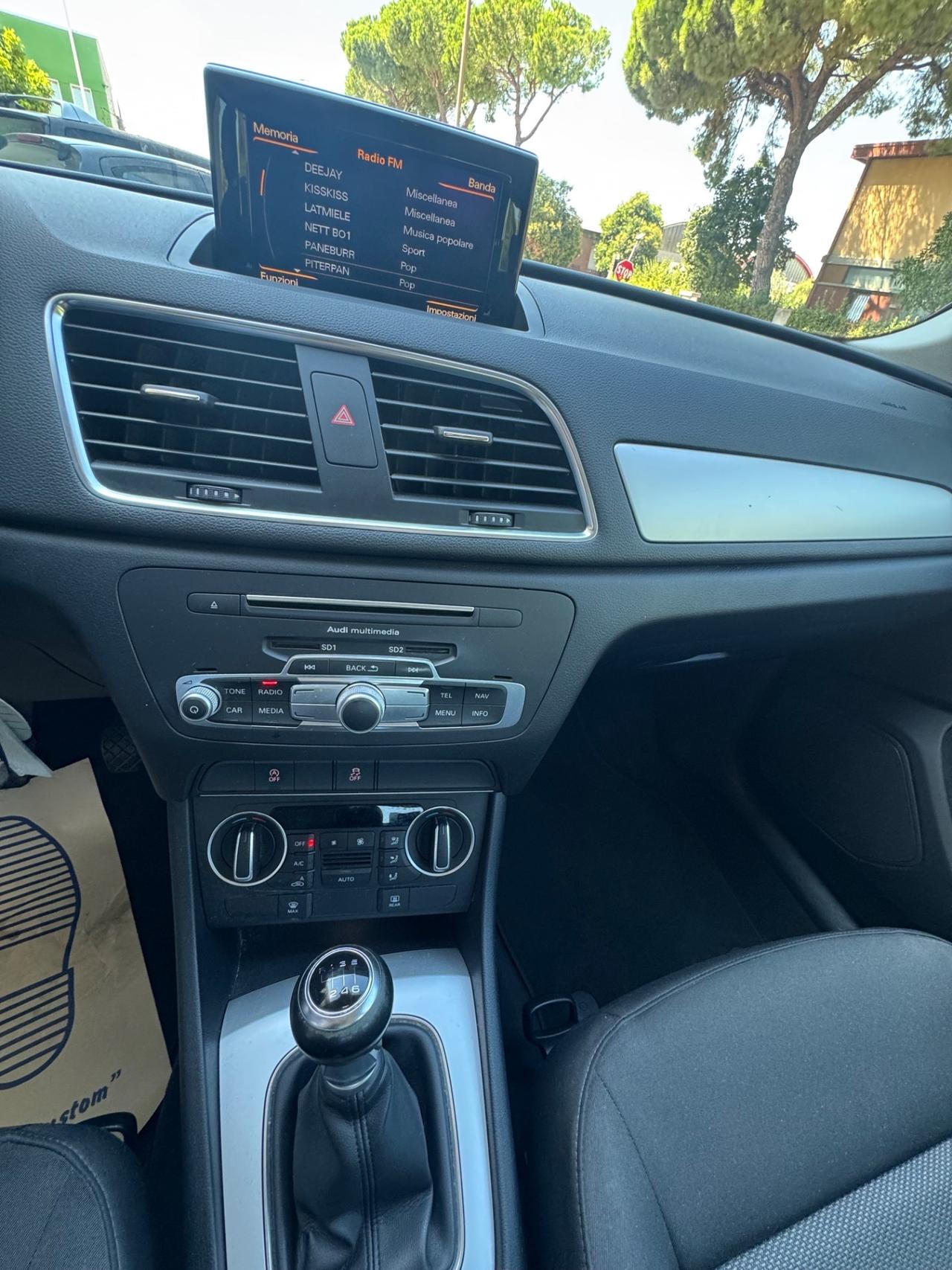 Audi Q3 2.0 TDI 120 CV Design