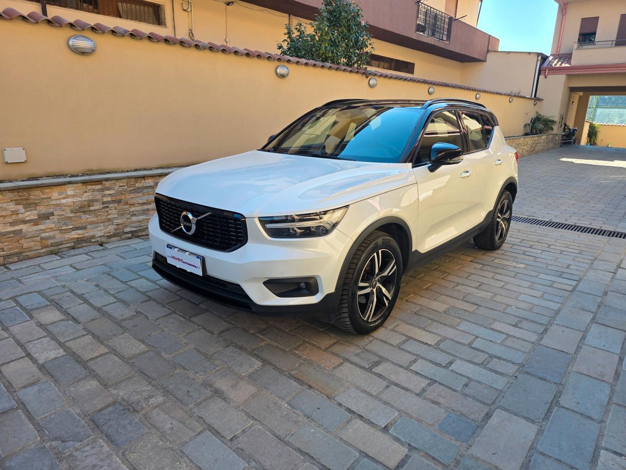 Volvo XC40 D3 Geartronic R-design
