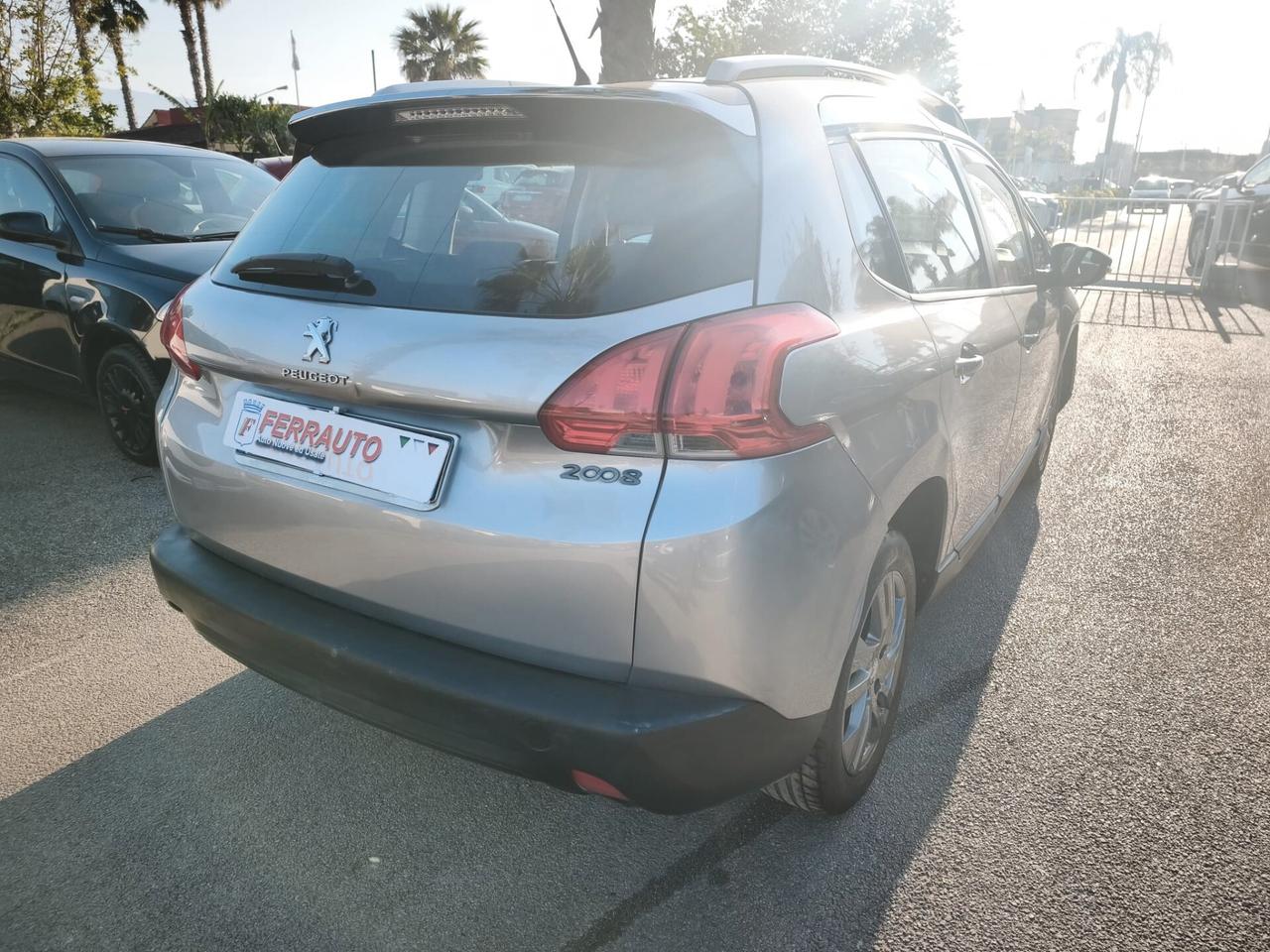 Peugeot 2008 PureTech 82 Access