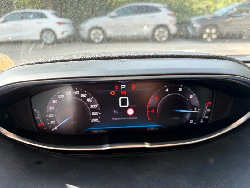 Peugeot 3008 BlueHDi 130 S&S EAT8 Allure