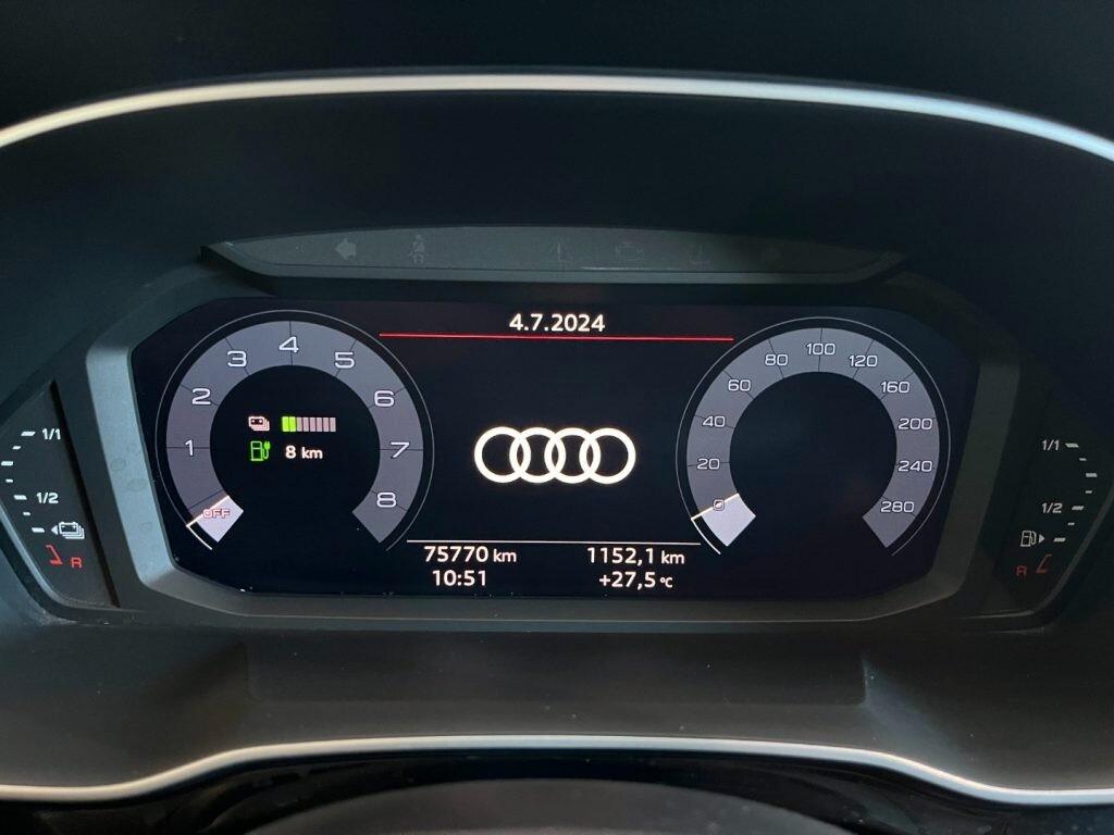 Audi Q3 a