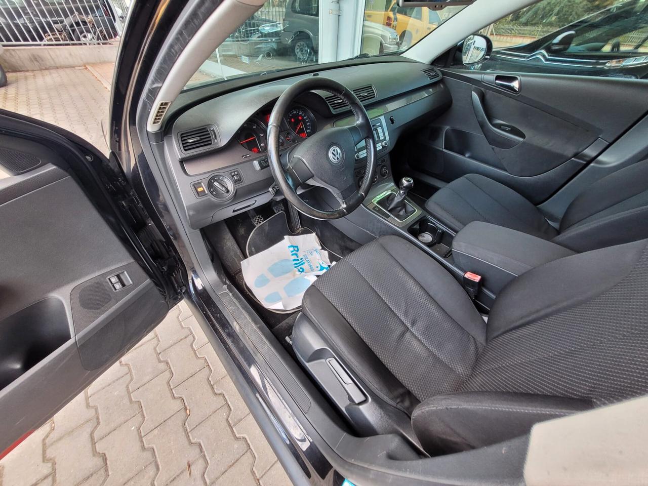 Volkswagen Passat 2.0 TDI DPF Var. Comfortline