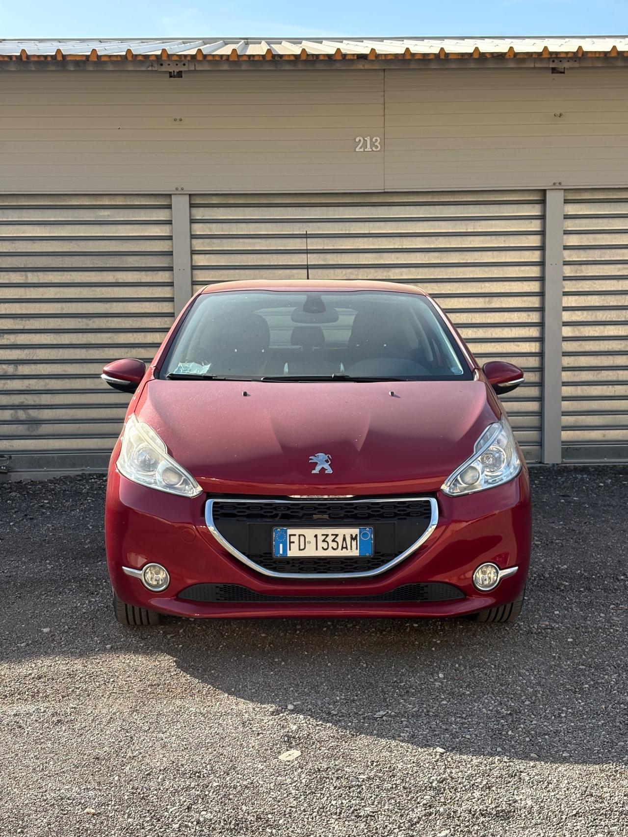 Peugeot 208 1.2 VTi 82 CV 3 porte Allure